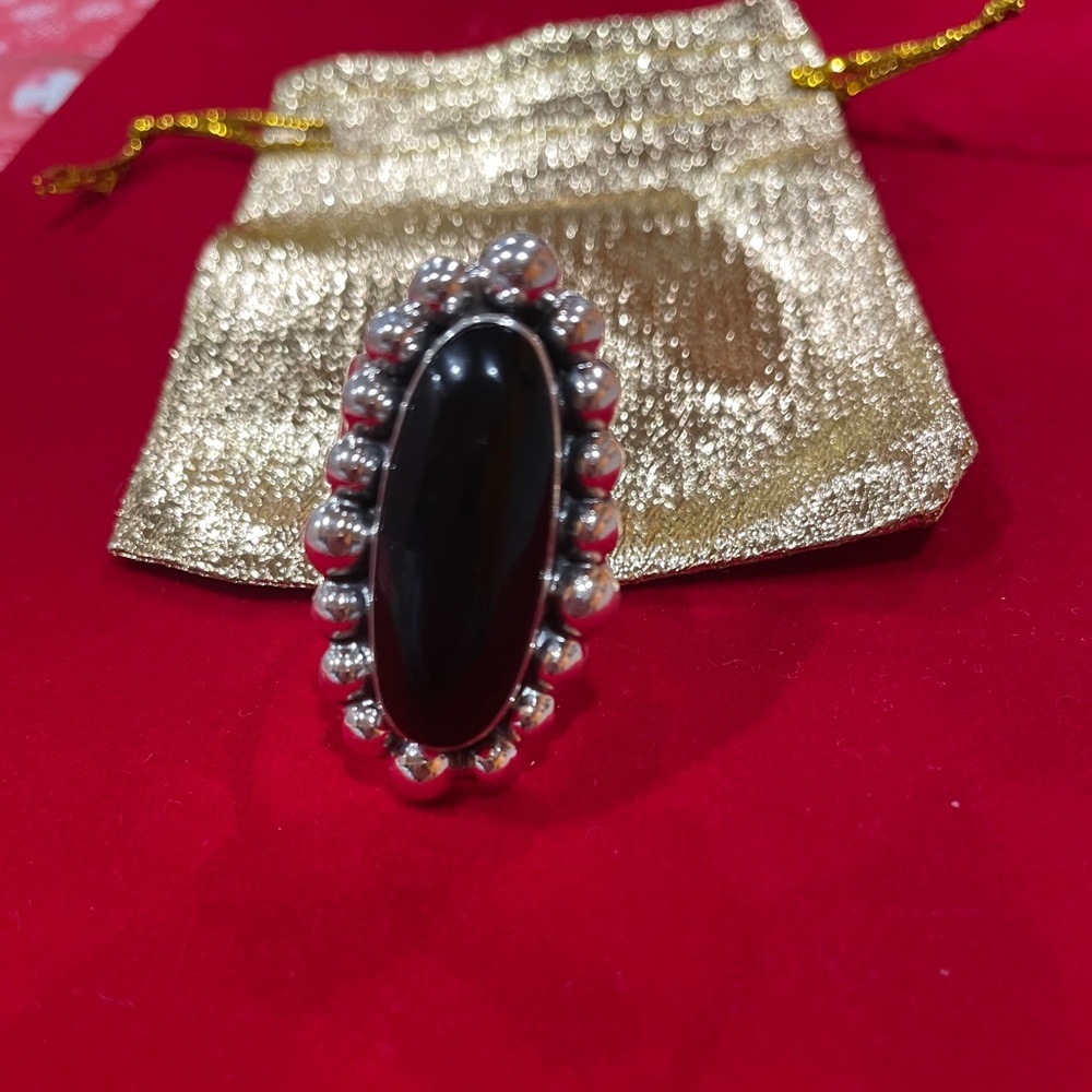 Silver ring - Picture 2 of 2